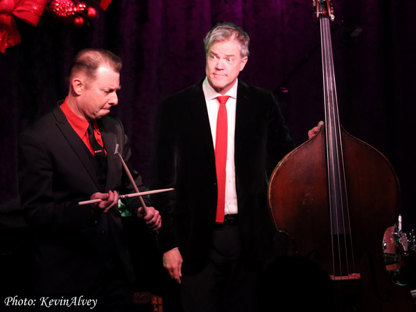 Photos: A SWINGING BIRDLAND CHRISTMAS Storms The Stage For The Fourteenth Year Image