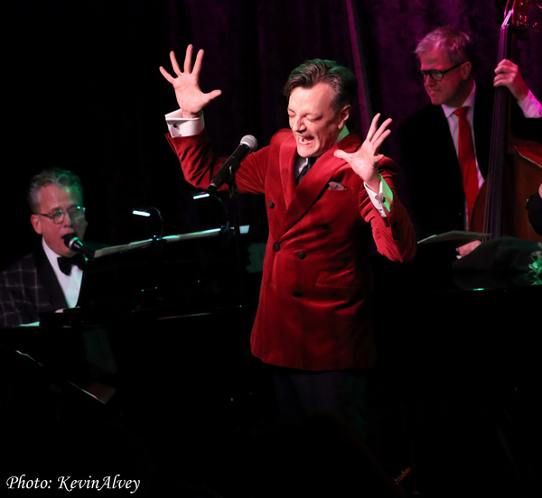 Photos: A SWINGING BIRDLAND CHRISTMAS Storms The Stage For The Fourteenth Year Image