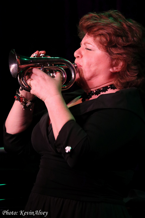 Photos: A SWINGING BIRDLAND CHRISTMAS Storms The Stage For The Fourteenth Year Image