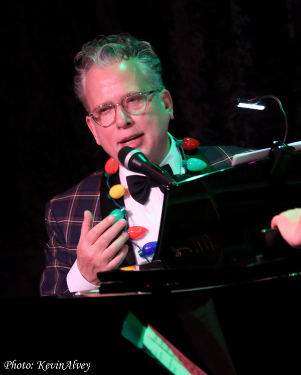 Photos: A SWINGING BIRDLAND CHRISTMAS Storms The Stage For The Fourteenth Year Image