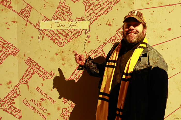 Photos: Dan Fogler Visits HARRY POTTER: THE EXHIBITION in NYC Image