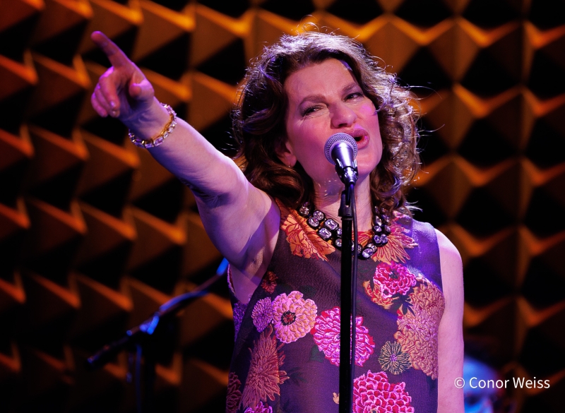 Photos: Sandra Bernhard Opens EASY LISTENING at Joe's Pub Image