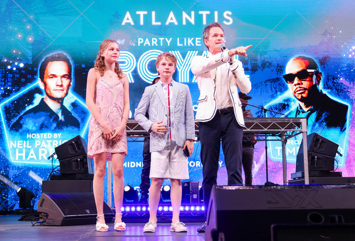 Photos: Neil Patrick Harris Hosts Atlantis New Year's Eve Celebration With Maroon 5, Nelly & More 