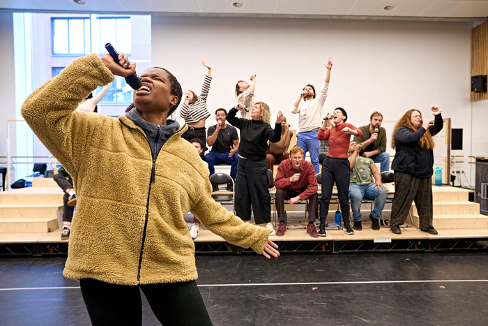 Photos: Inside Rehearsals for JUST FOR ONE DAY at The Old Vic Image