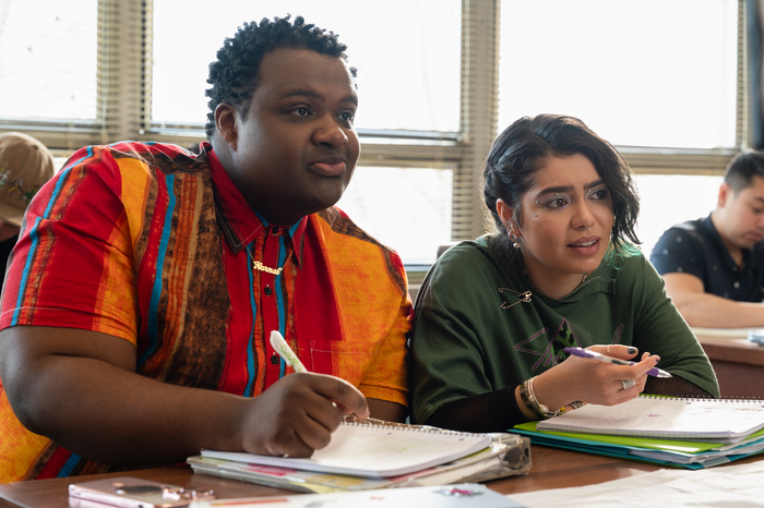 Photos: Go Behind MEAN GIRLS in New Shots of Reneé Rapp, Jaquel Spivey & More in the Movie Musical Image