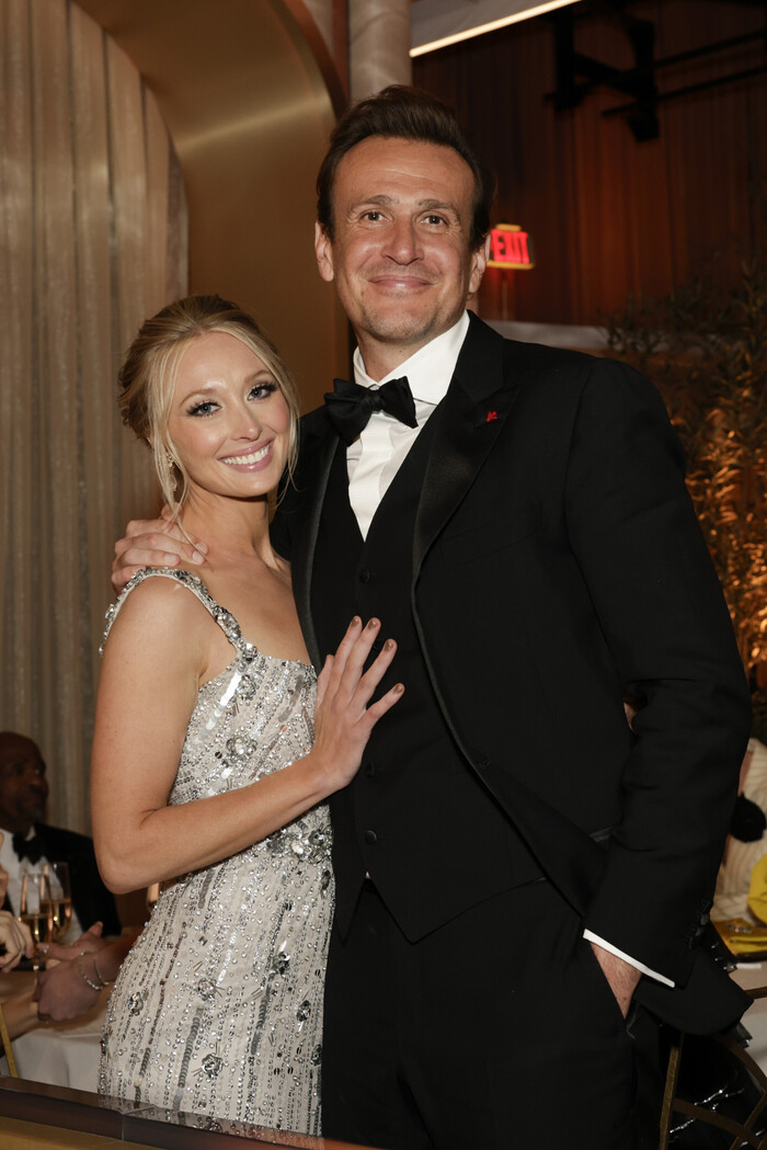 Photos: Inside the Golden Globes With Emma Stone, Taylor Swift & More Image