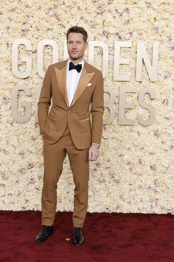 Photos: Inside the Golden Globes With Emma Stone, Taylor Swift & More Image