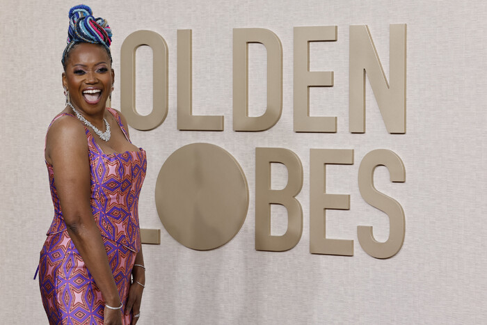 Photos: Inside the Golden Globes With Emma Stone, Taylor Swift & More Image