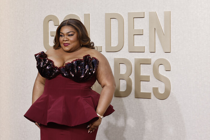 Photos: Inside the Golden Globes With Emma Stone, Taylor Swift & More Image