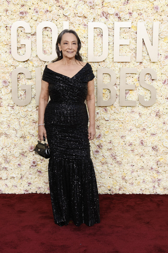 Photos: Inside the Golden Globes With Emma Stone, Taylor Swift & More Image