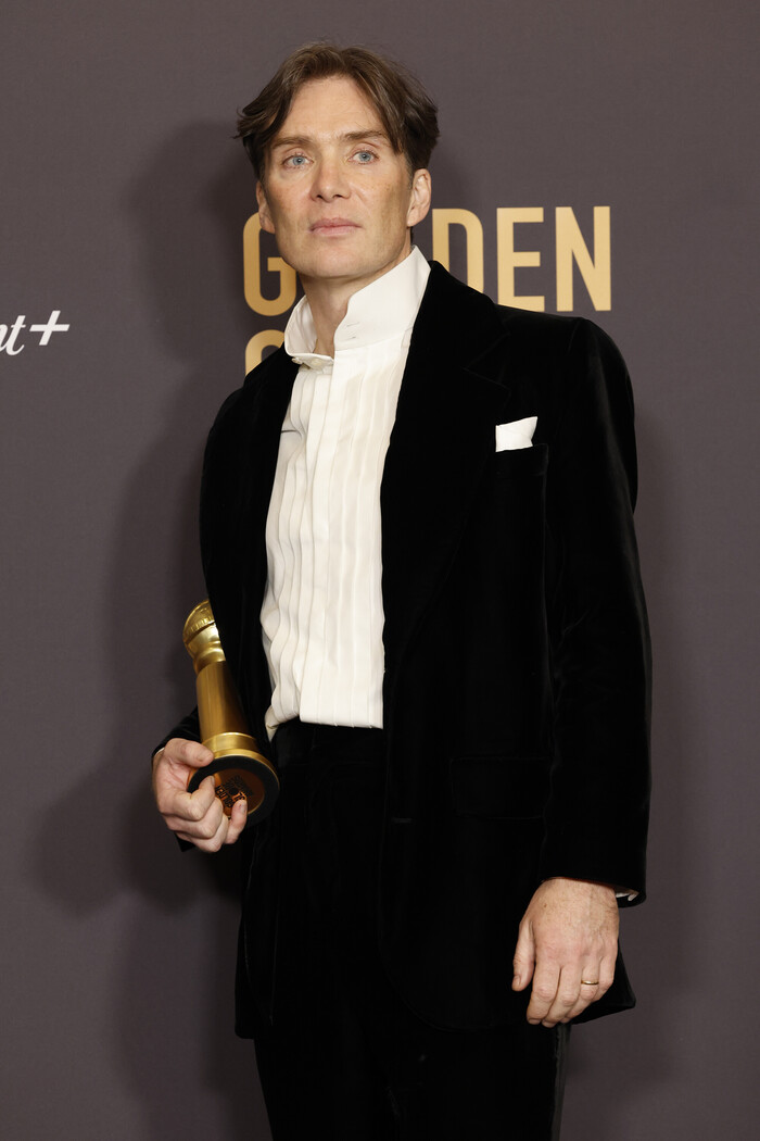 Photos: Inside the Golden Globes With Emma Stone, Taylor Swift & More Image