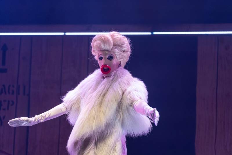 Review: DANGEROUS GOODS at Cremorne Theatre, QPAC Image