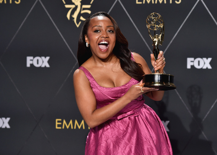 Photos: Inside the 75th Emmy Award With Niecy Nash-Betts, Jennifer Coolidge & More Image
