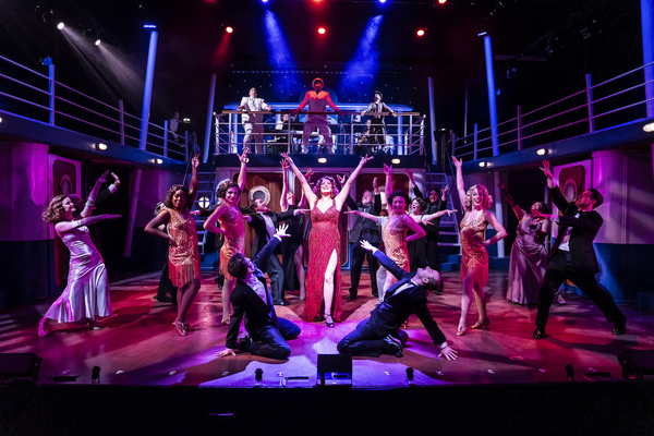 Photos: Chicago's Porchlight Music Theatre's ANYTHING GOES, Now Playing Through February 25 Image