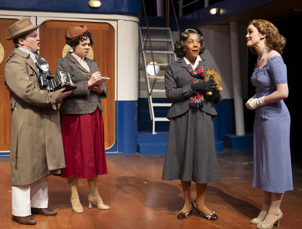 Photos: Chicago's Porchlight Music Theatre's ANYTHING GOES, Now Playing Through February 25 Image