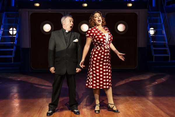 Photos: Chicago's Porchlight Music Theatre's ANYTHING GOES, Now Playing Through February 25 Image