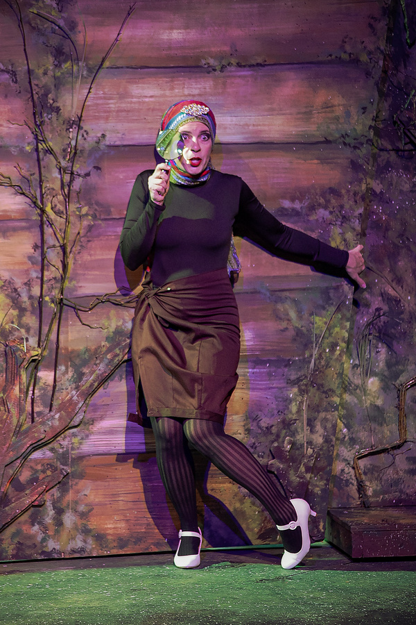 Photos: First Look at Big Noise Theatre's GREY GARDENS, Now Playing Through Late January Image