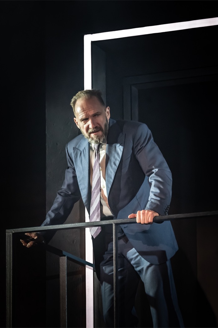 Photos: MACBETH Starring Ralph Fiennes & Indira Varma Image