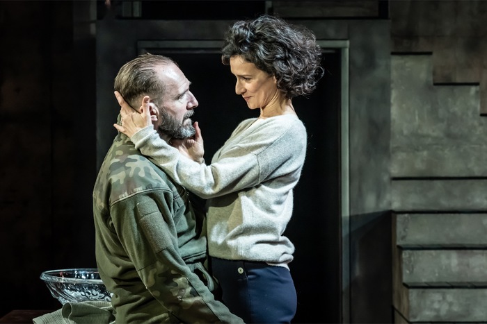 Photos: MACBETH Starring Ralph Fiennes & Indira Varma Image