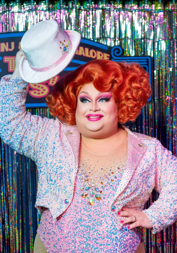 Photos: Ginger Minj Stars In THE BROADS' WAY With Gidget Galore, Now Playing At The Venus Cabaret 