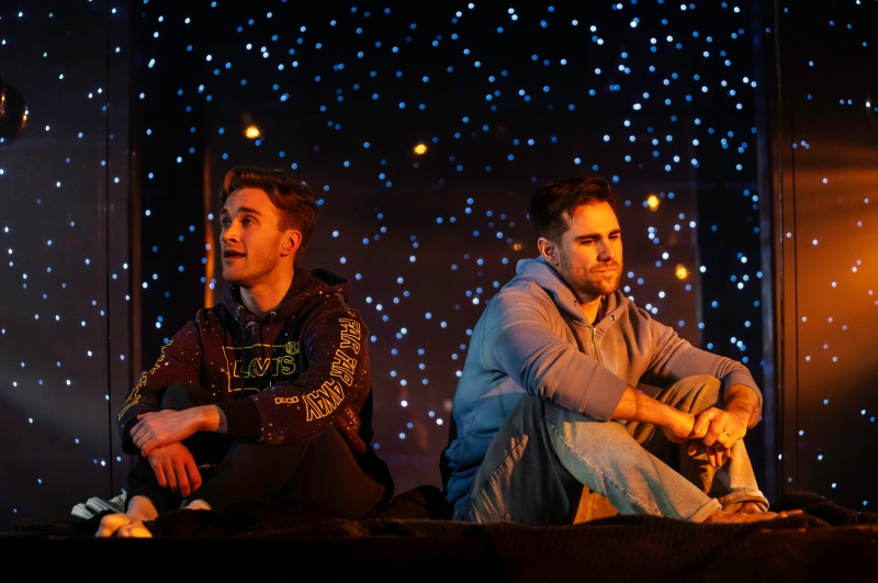 Review: AFTERGLOW, Southwark Playhouse Borough Image