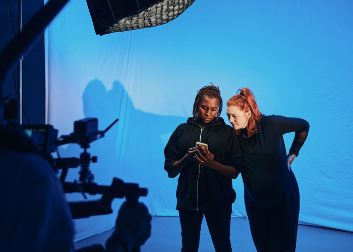 Photos: First Look at Jade Anouka's HEART at Brixton House Image