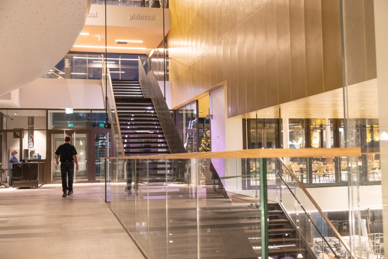 Feature: KONING WILLEM ALEXANDER OPENT HET NIEUWE THEATER OP VRIJDAG 1 MAART! Image