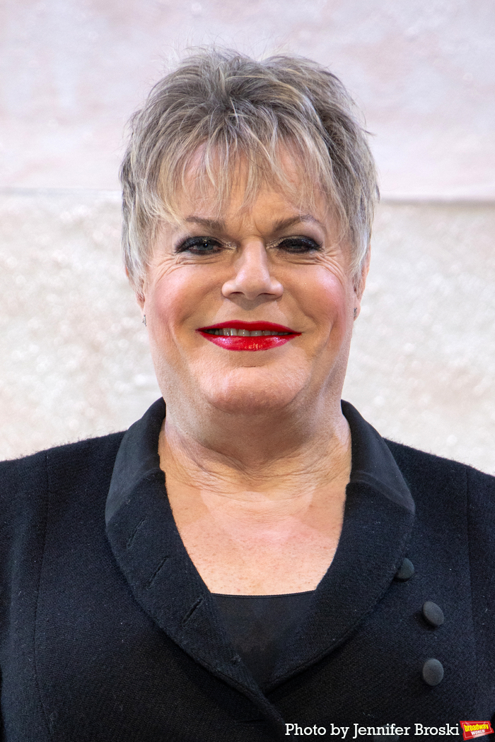 Photos: Eddie Izzard Gets Ready to Return to the Stage in HAMLET Image