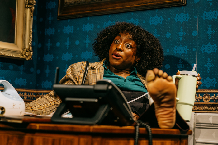 Photos: First Look at Alexandra Billings & More in POTUS at Geffen Playhouse Image