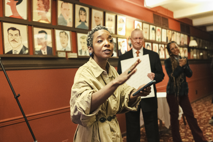 Photos: Leslie Odom, Jr. Honored With Sardi's Portrait Image