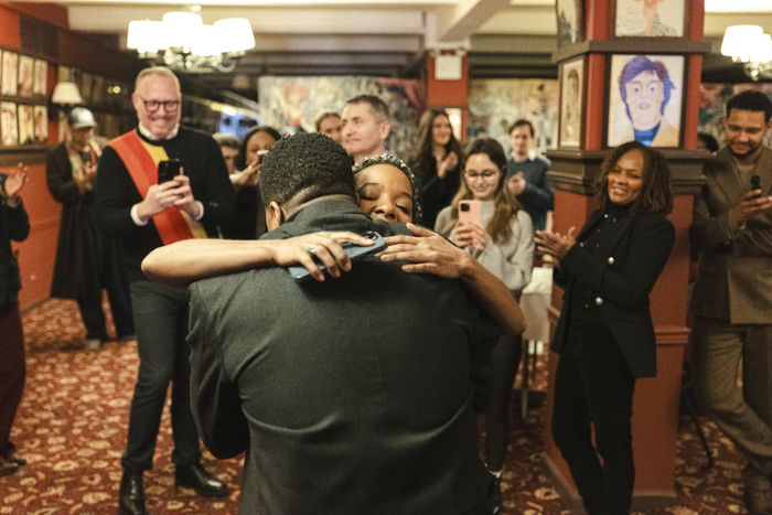 Photos: Leslie Odom, Jr. Honored With Sardi's Portrait Image