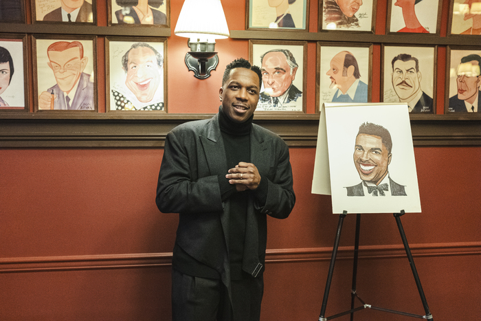 Photos: Leslie Odom, Jr. Honored With Sardi's Portrait Image
