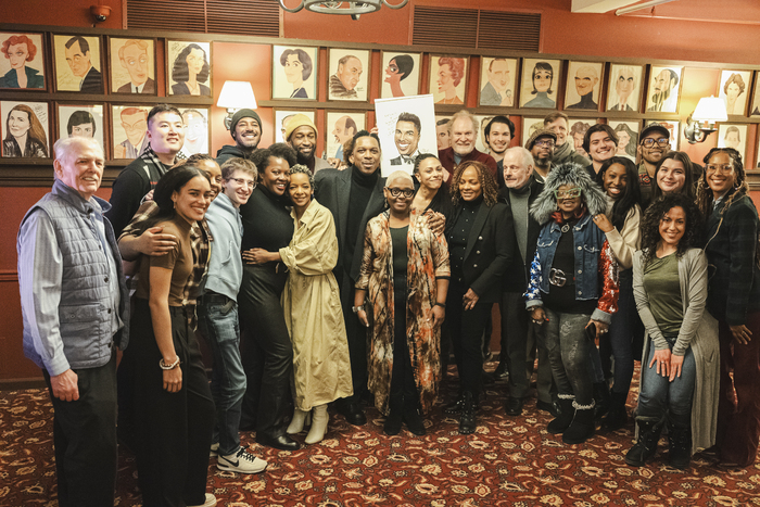 Photos: Leslie Odom, Jr. Honored With Sardi's Portrait Image
