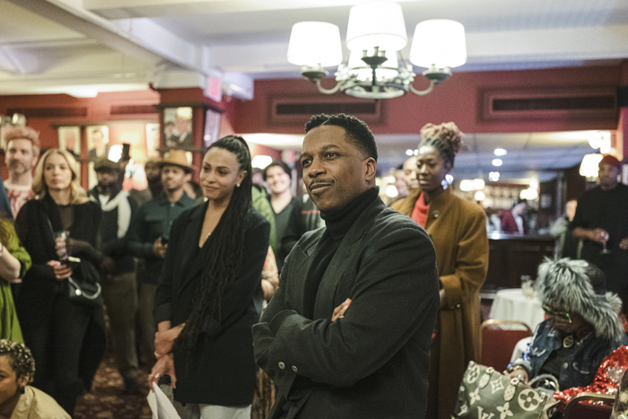 Photos: Leslie Odom, Jr. Honored With Sardi's Portrait Image