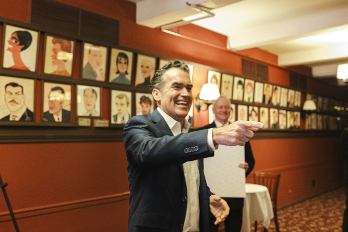 Photos: Leslie Odom, Jr. Honored With Sardi's Portrait Image