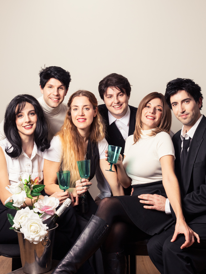 PHOTOS: Conoce al reparto de FRIENDS: THE MUSICAL PARODY  Image