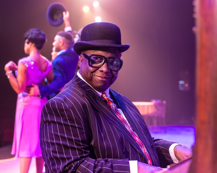 Photos: First Look At AIN'T MISBEHAVIN' At The Laguna Playhouse Image