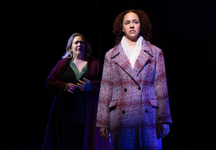 Photos: First Look At Pulitzer Prize-Winning NEXT TO NORMAL At Round House Theatre Image