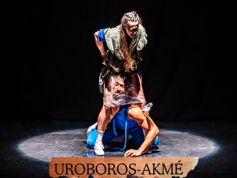 Captivating Moves: Uroboros/Akmé Takes Center Stage at SoHo Playhouse's U.S. Premiere 