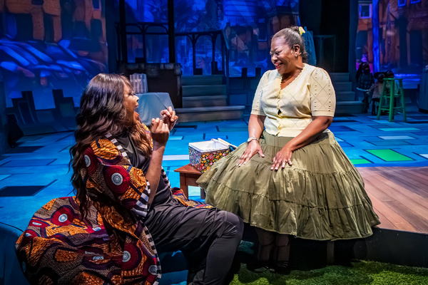 Photos: First Look at Greta Oglesby's HANDPRINTS At History Theatre Image