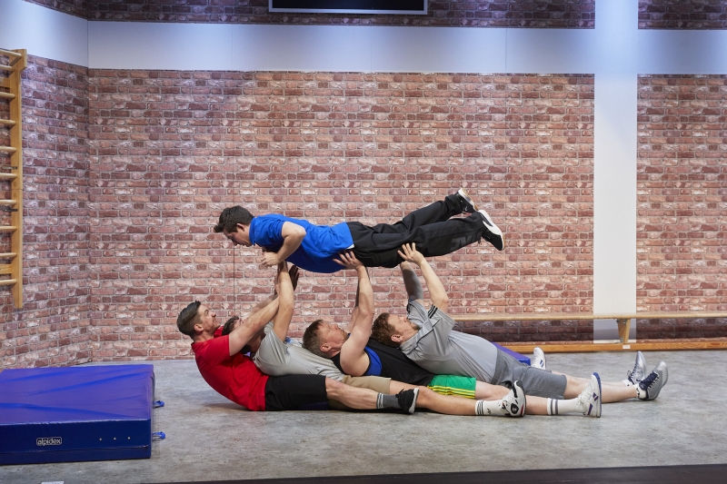 Review: DIE TROCKENSCHWIMMER at Boulevardtheater Bremen Image