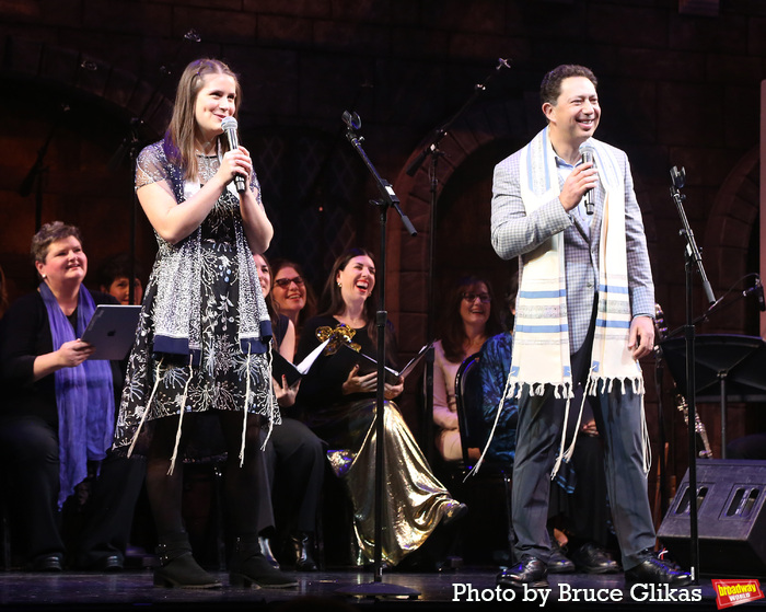 Photos: Debra Messing, Adam Pascal, Shoshana Bean, Tovah Feldshuh & More Celebrate SHABBAT ON BROADWAY 