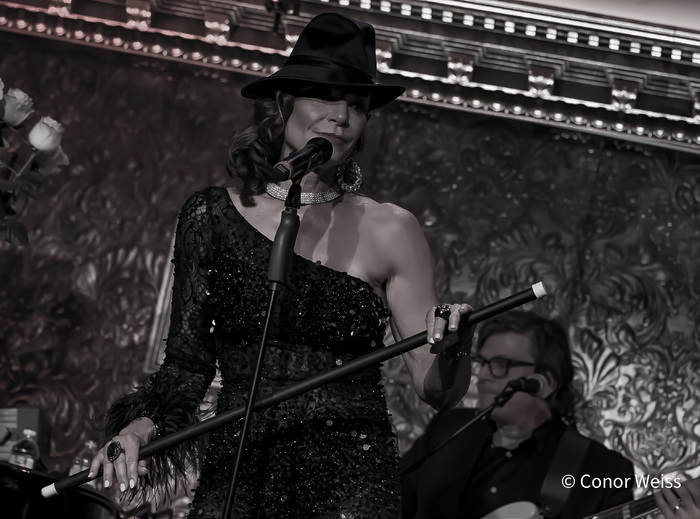 Photos: COUNTESS CABARET STARRING LUANN DE LESSEPS Shines at 54 Below Image