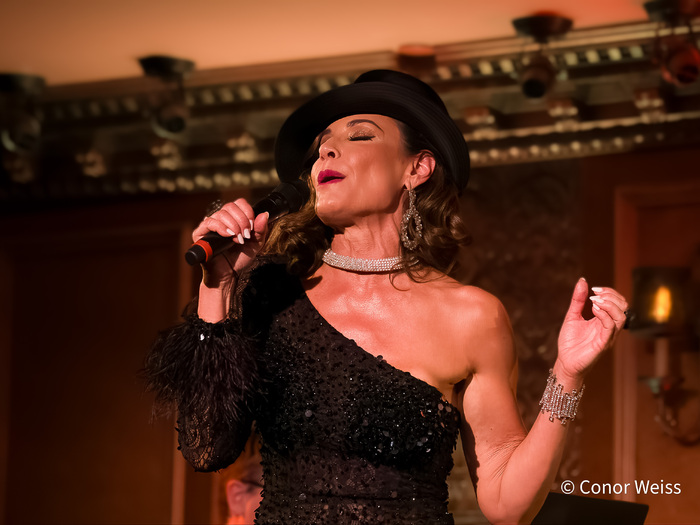 Photos: COUNTESS CABARET STARRING LUANN DE LESSEPS Shines at 54 Below Image