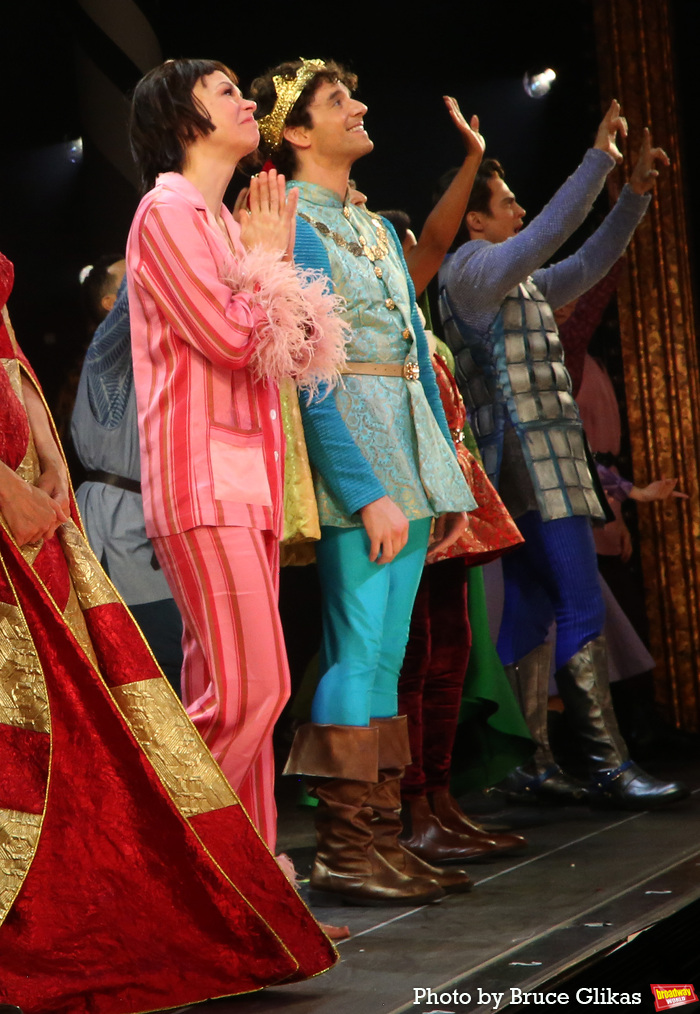 Photos: New York City Center Encores! ONCE UPON A MATTRESS Celebrates Closing Night Image