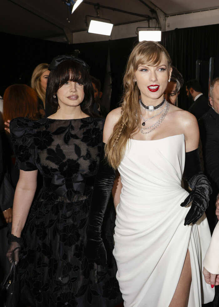 Photos: Inside the GRAMMYs With Taylor Swift, Miley Cyrus, Beyoncé & More Image