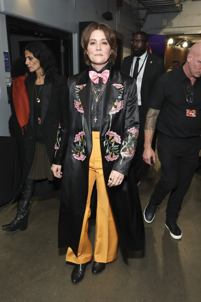 Photos: Inside the GRAMMYs With Taylor Swift, Miley Cyrus, Beyoncé & More Image