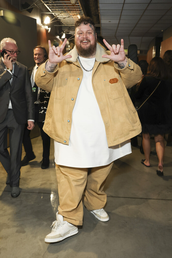 Photos: Inside the GRAMMYs With Taylor Swift, Miley Cyrus, Beyoncé & More Image