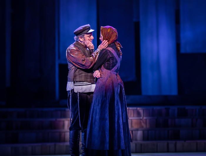 Photos & Video: First Look at FIDDLER ON THE ROOF at Drury Lane Theatre 