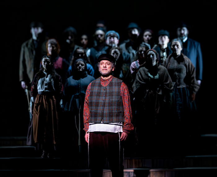 Photos & Video: First Look at FIDDLER ON THE ROOF at Drury Lane Theatre Image